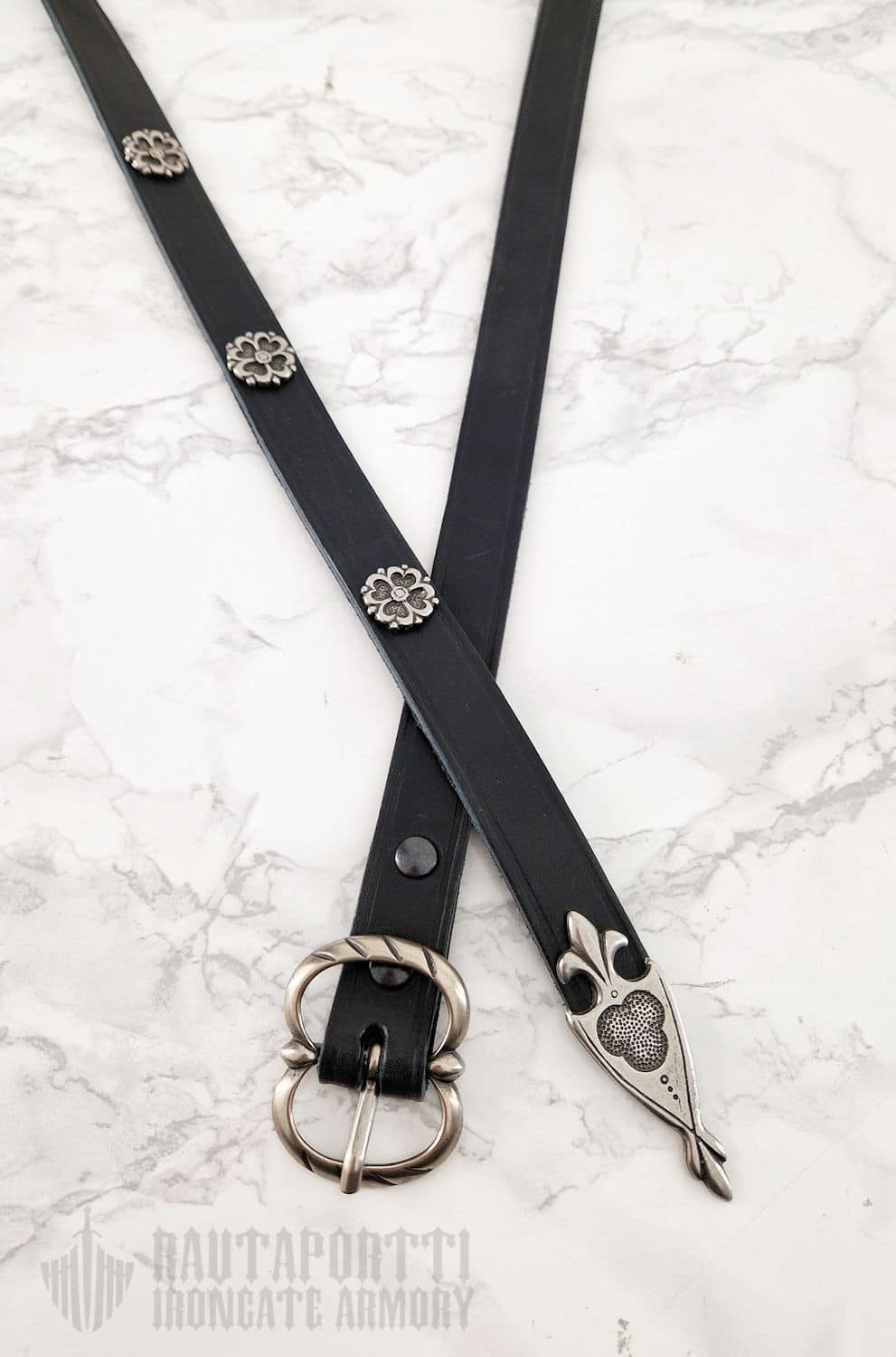 Keskiaikainen vyö kukkaniiteillä - Image 4