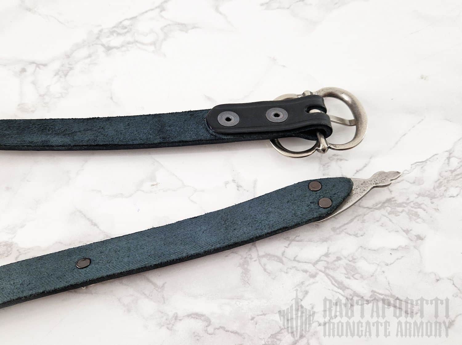 Keskiaikainen vyö kukkaniiteillä - Image 5