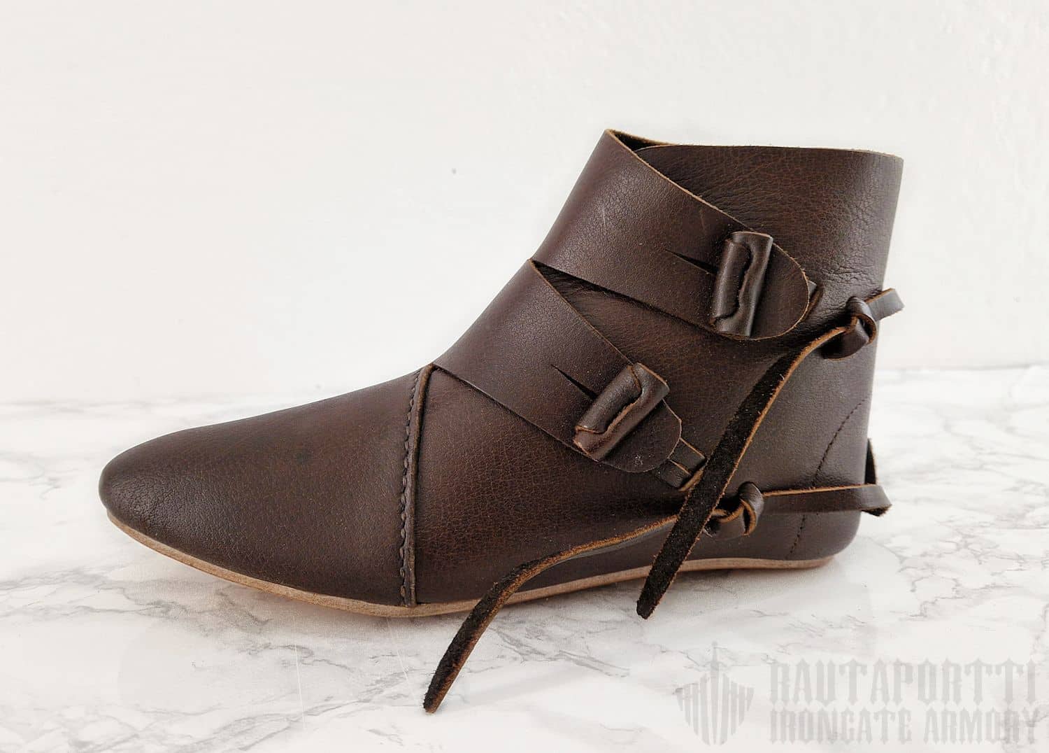 Varhaiskeskiajan Jorvik kenkä kahdella nahkanapilla - Image 3