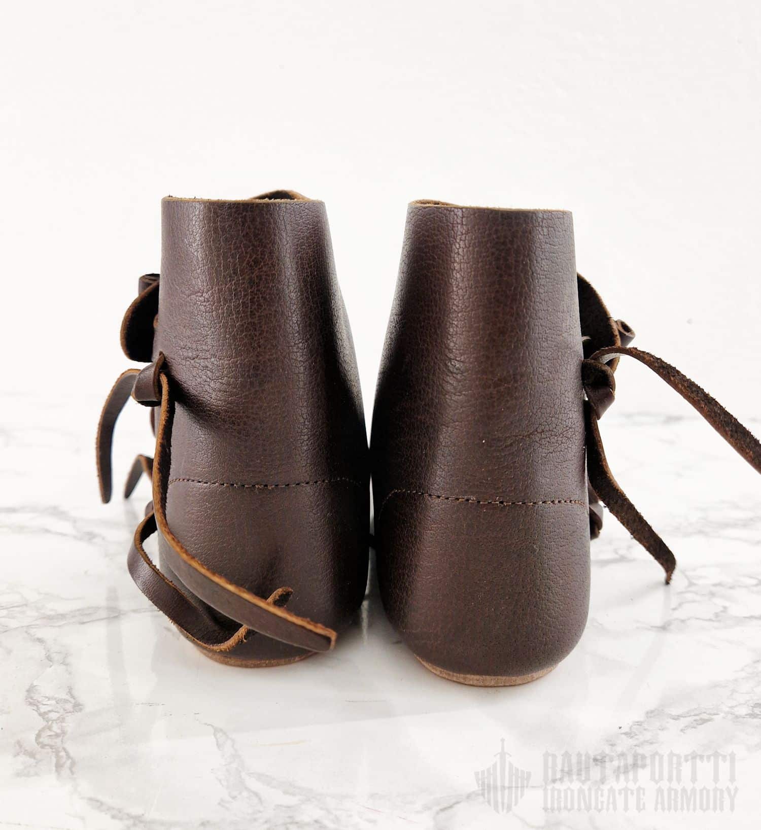 Varhaiskeskiajan Jorvik kenkä kahdella nahkanapilla - Image 4